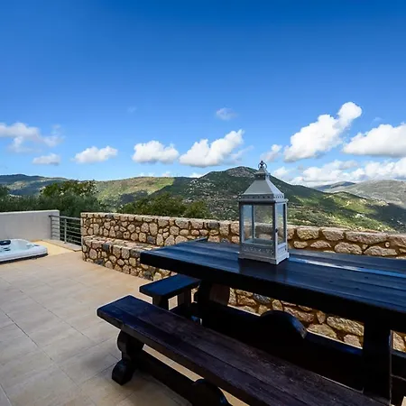 Foutia Nest Monemvasía