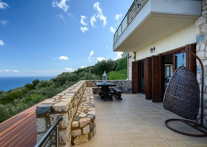 Foutia Nest * Monemvasia