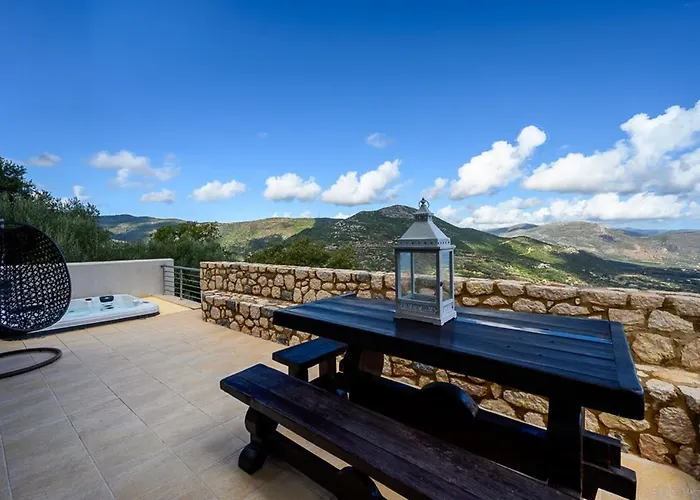 Foutia Nest Monemvasia